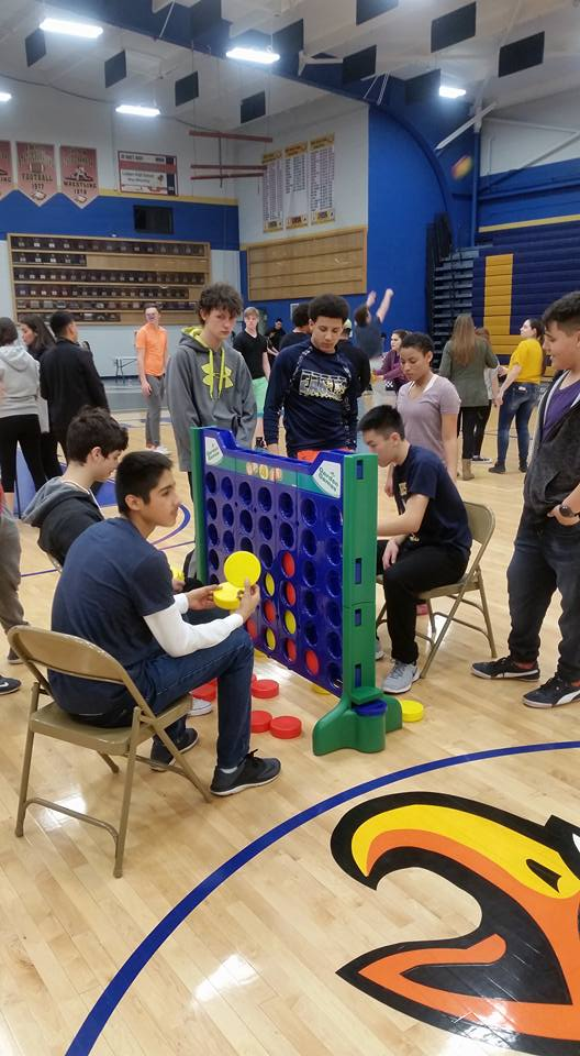 Giant Connect Four carnival game rental for school fundraiser